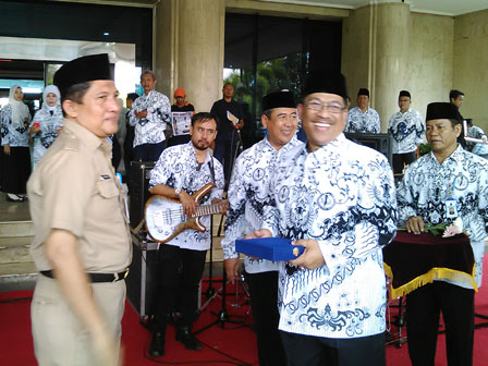 Pencarian PGRI Aceh Tamiang - Persatuan Guru Republik Indonesia Cabang Aceh Tamiang